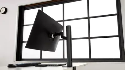 LG dezvăluie monitorul ideal pentru birouri înghesuite