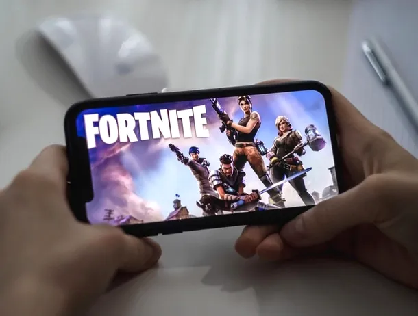 VIDEO: Gamer pasionat, la 78 de ani. O pensionară din Scoția a stabilit un record mondial