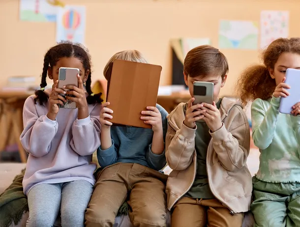 Austria pregătește restricții pentru accesul copiilor la rețelele sociale