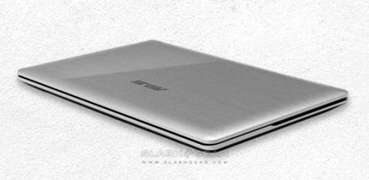 Asus Eee PC 1218 cu mult aluminiu