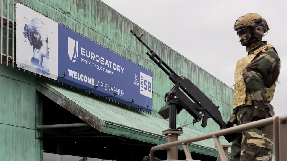 Franța interzice participarea Israelului la un mare târg de armament. Totuși, există excepții – ce firme pot participa