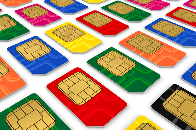 Românii, tot mai interesaţi de portarea numărului de telefon