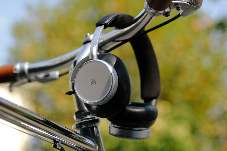 Beoplay H100