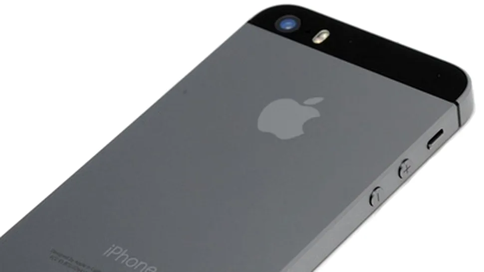 Apple intenţionează să intre pe piaţa telefoanelor-gigant în acest an, afirmă WSJ