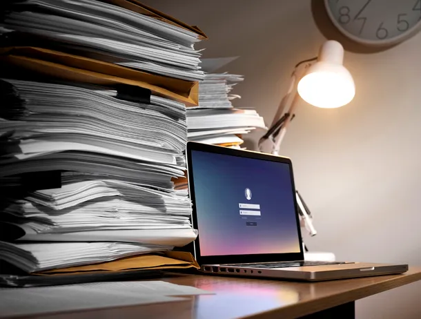 Primăria Brașov externalizează arhivarea și digitizarea documentelor pentru 20,66 milioane de lei