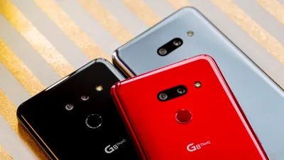 LG a lipit bateria lui G8 cu adeziv permanent. Aceasta nu poate fi schimbată decât în service-uri autorizate