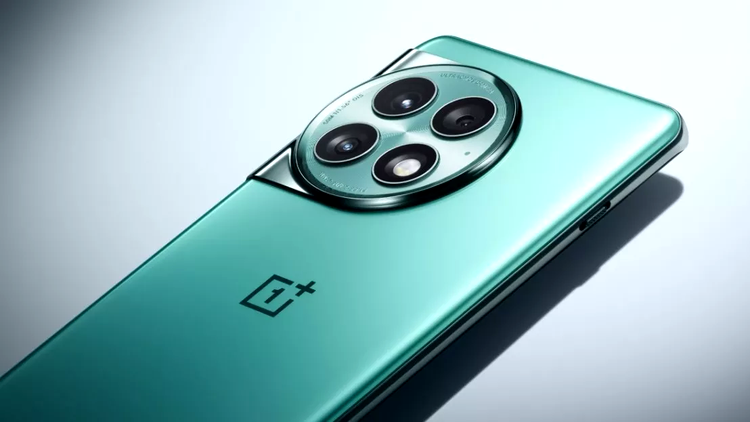 OnePlus Ace 2 Pro green
