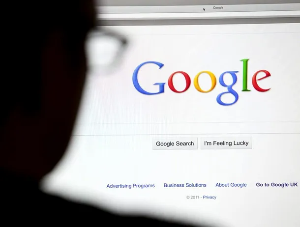 Căutarea pe Google se schimbă fundamental din 26 mai: accent pe AI Mode și o interfață mai apropiată de Gemini. Publisherii se așteaptă la prăbușirea traficului