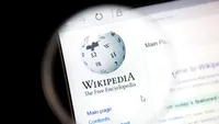 Wikipedia marchează împlinirea a 25 de ani de existență cu noi acorduri comerciale cu giganți tech și startup-uri AI