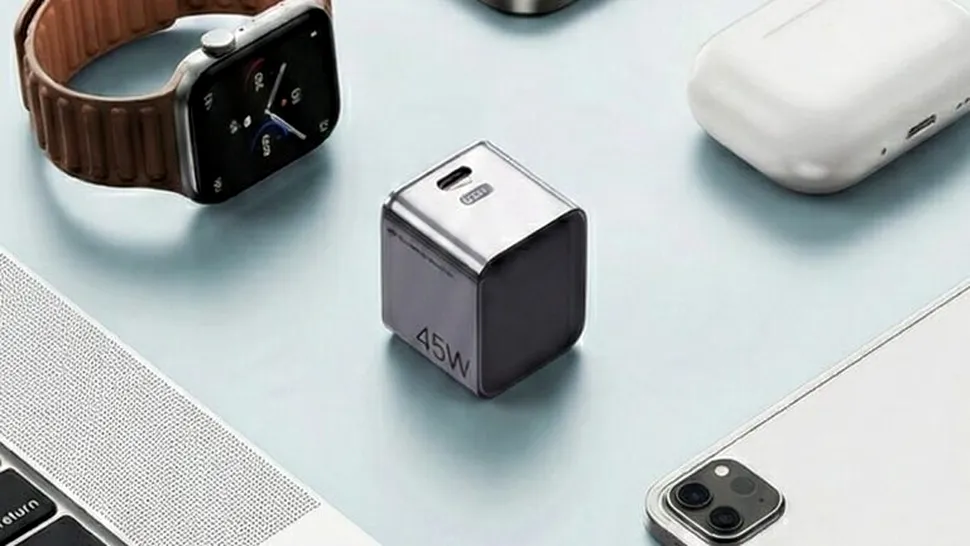 Little Magic Cube, un încărcător compact de 45W