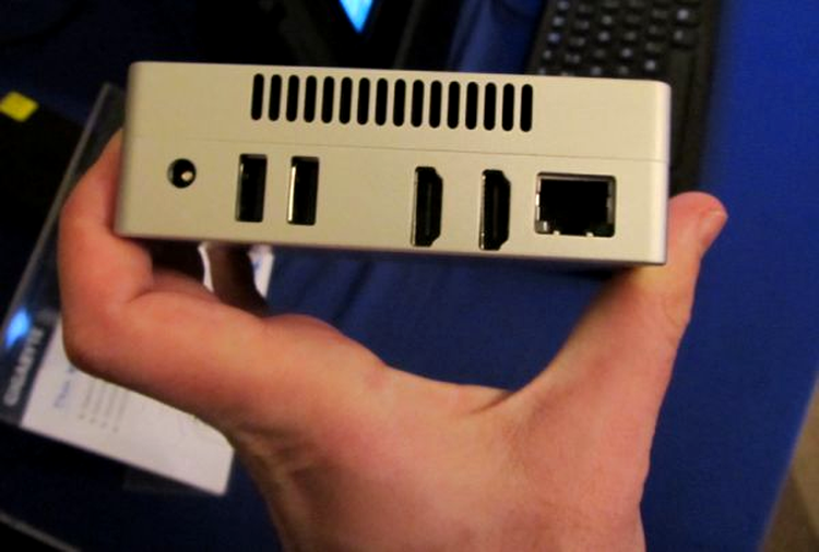 Gigabyte a înghesuit un Mini PC cu procesor Core i7 într-o cutiuţă de 10 cm
