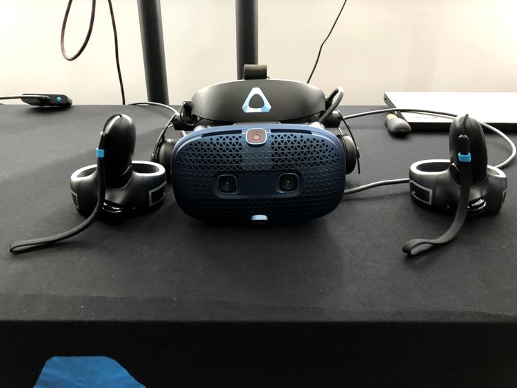 HTC Vive Cosmos