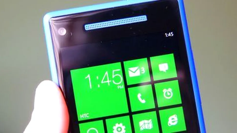 Windows Phone 8 permite stocarea şi instalarea aplicaţiilor de pe cardul de memorie