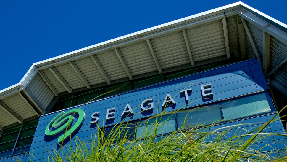 Seagate a anunțat că va începe testarea hard diskurilor HAMR de 50 TB, pentru o posibilă lansare în 2027