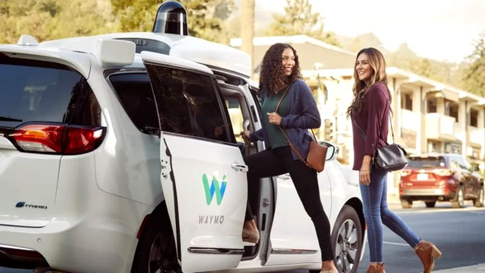 Taxiurile fără şofer sunt reale! Waymo One este primul serviciu de transport cu maşini autonome
