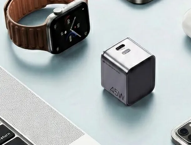 Little Magic Cube, un încărcător compact de 45W