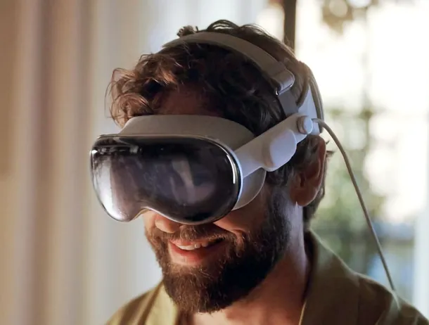 Apple ar fi renunțat complet la viitorul gamei Vision Pro, după insuccesul înregistrat de modelul cu M5