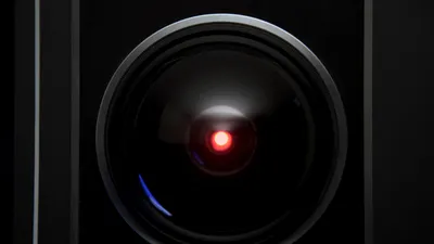 Fanii genului SF pot avea acum propriul computer HAL-9000, în rol de asistent cu comandă vocală