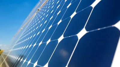 Primul sistem fotovoltaic care trimite electricitate de pe orbita Pământului, testat de Pentagon