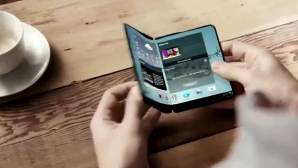 Samsung ar putea lansa un smartphone cu display flexibil