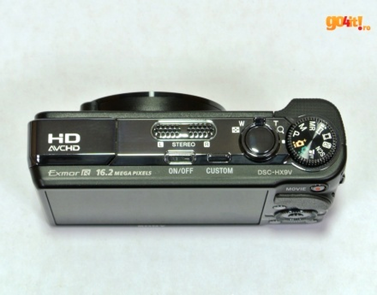 Sony HX9V - blitzul ascuns în partea stângă
