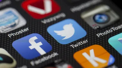 Platforma X a anunțat o schimbare ce stârnește temeri privind siguranța online