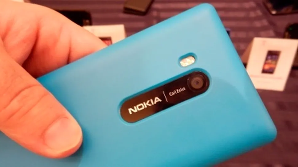 Vânzări record de telefoane Nokia Lumia în perioada iunie - septembrie 2013