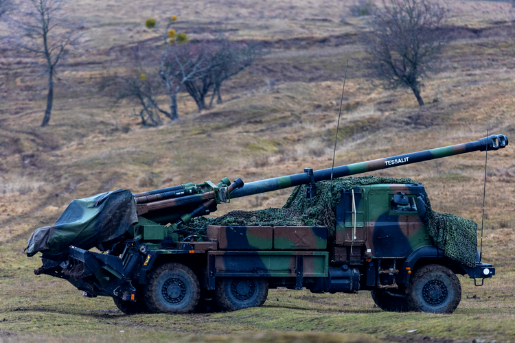 obuzier caesar la exercitiul militar dynamic front 26