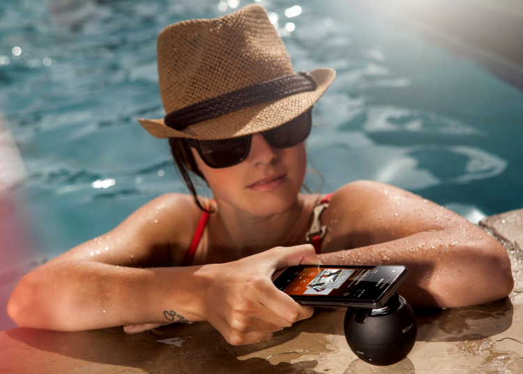 Sony Xperia V - conectivitate NFC