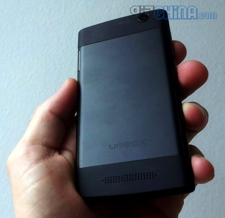 Umeox X5 - vedere din spate