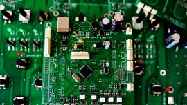 Un complex care furnizează 70% din producția mondială de plăci PCB a fost ținta unui atac iranian