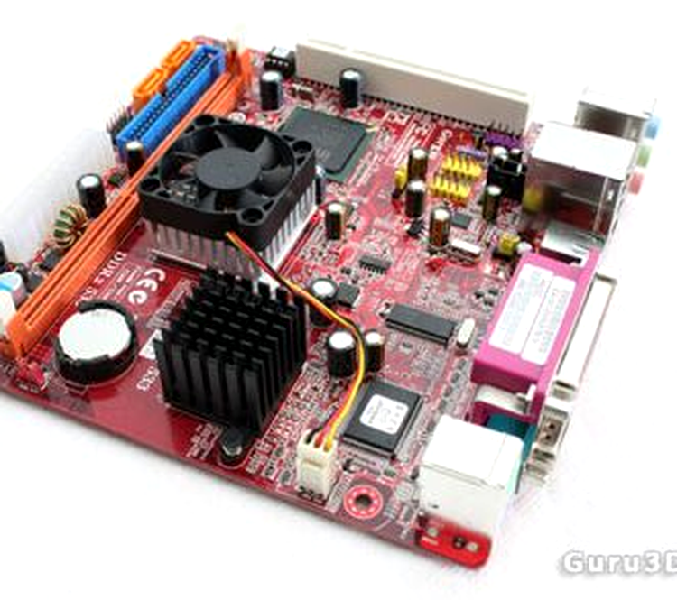Intel Atom 230 cu un singur nucleu
