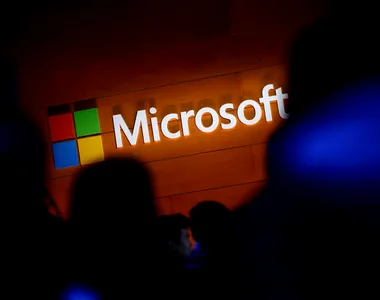 Microsoft dă startul unui program de plecări voluntare pentru 60.000 de angajați