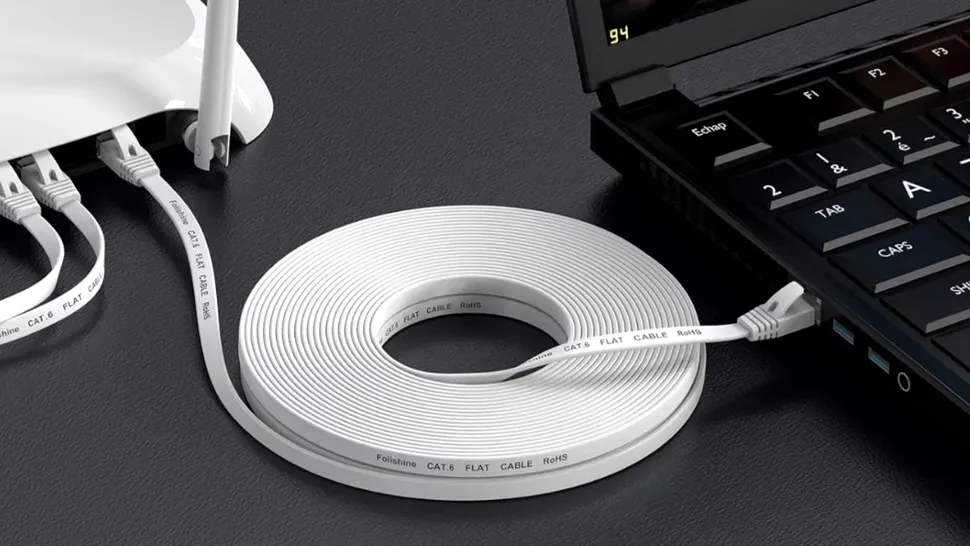 Când și de ce ar trebui să eviți cablurile de internet plate, deși arată bine și sunt practice