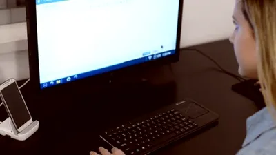 Andromium transformă un smartphone obişnuit într-un PC desktop