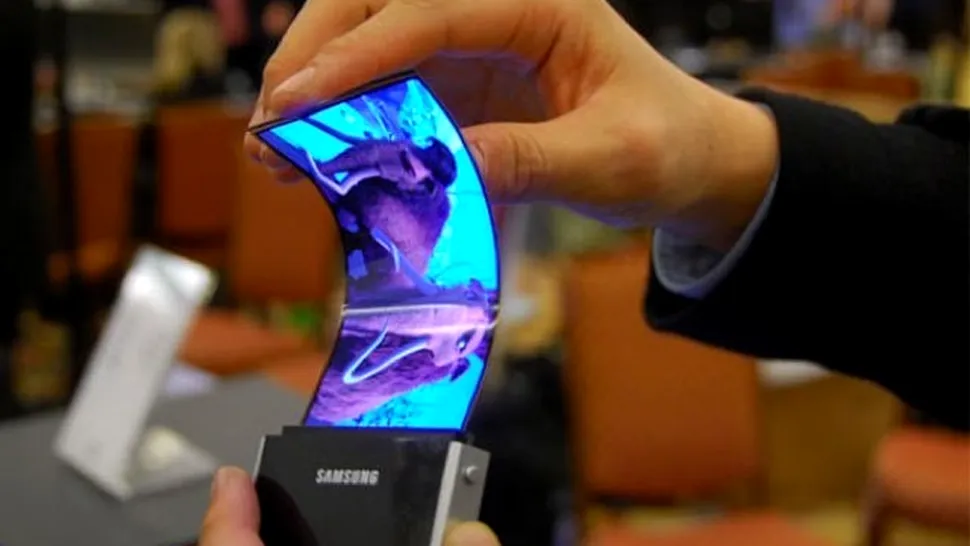 Samsung se pregăteşte pentru producţia de display-uri OLED pentru iPhone 7