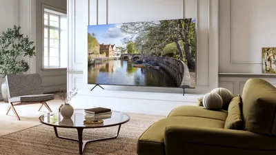 Panasonic prezintă seria W95B, modelele 2025 ale TV-urilor bazate pe tehnologia Mini LED