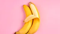 BANCUL ZILEI. Bulă: - Vecină, vrei banane sau căpșuni?
