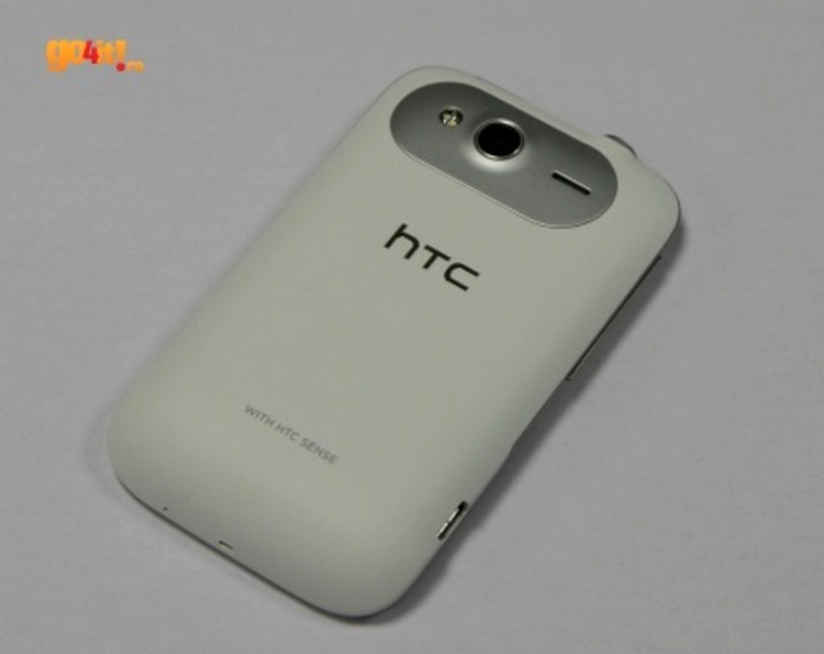 HTC Wildfire S - capacul dintr-o singură bucată