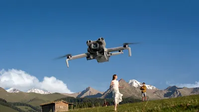 Mini 5 Pro, drona DJI cu senzor de 1 inch și 50 MP, LiDAR și video 4K/120fps