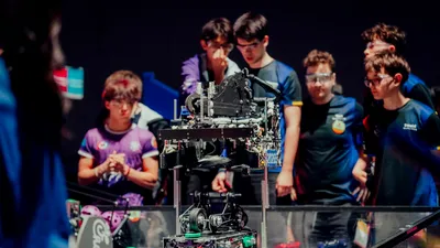 România domină Campionatul Mondial FIRST Tech Challenge 2026: finală între două echipe locale