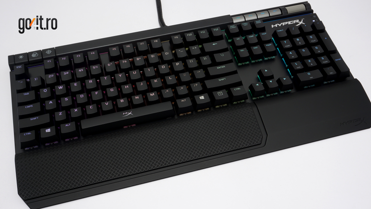 HyperX ALLOY Elite RGB (MX Red)