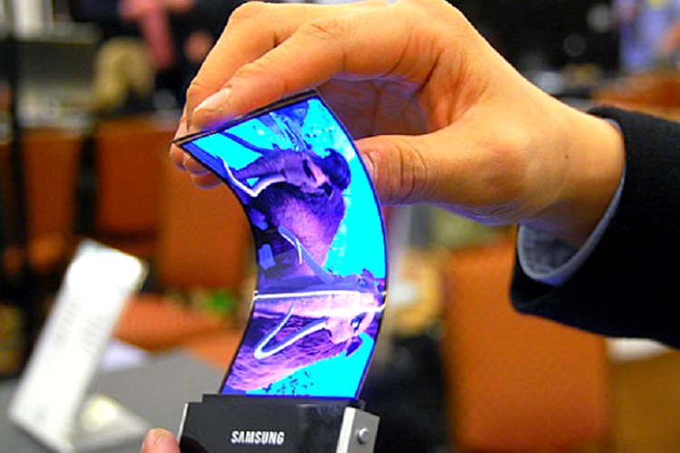 Samsung pregăteşte noi ecrane flexibile, cu diagonale între 5.5