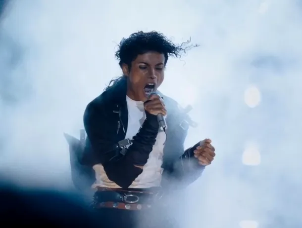 Redările melodiilor semnate Michael Jackson au crescut cu 95% în SUA după lansarea filmului „Michael”