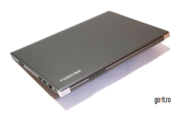 Toshiba Satellite Z30 - o carcasă bine construită