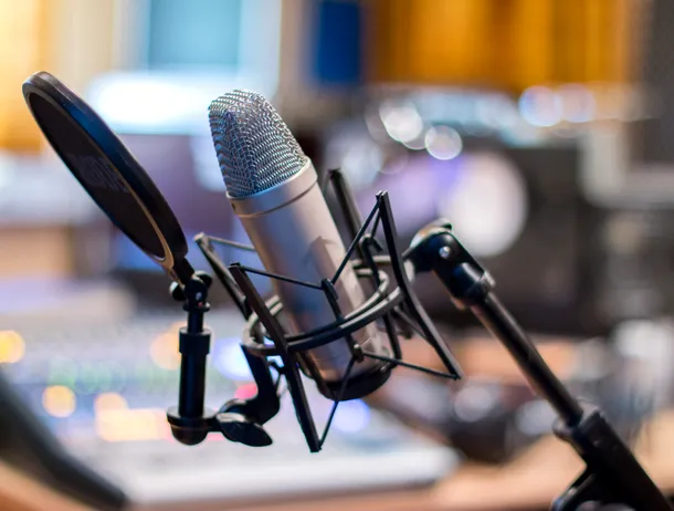 Teatrul radiofonic poate fi ascultat și în online. Arhiva Teatrului Național Radiofonic va dispune de mii de producții