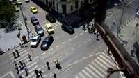 Reguli noi pe șosele în România. Se schimbă Codul Rutier. Distanță obligatorie de 3 metri la semafor