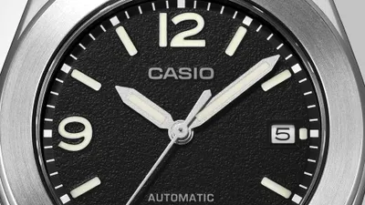 Casio lansează CMK-100, primul său ceas automatic din titan