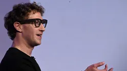 Meta plănuiește o nouă actualizare înfricoșătoare pentru ochelarii săi inteligenți: recunoaștere facială