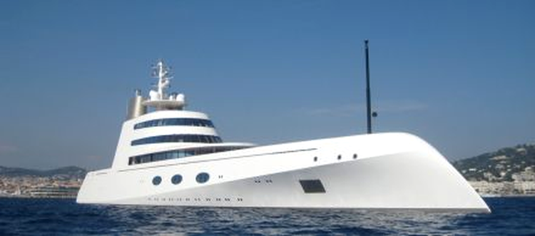 Yahtul A , o navă impresionantă de 118 m lungime